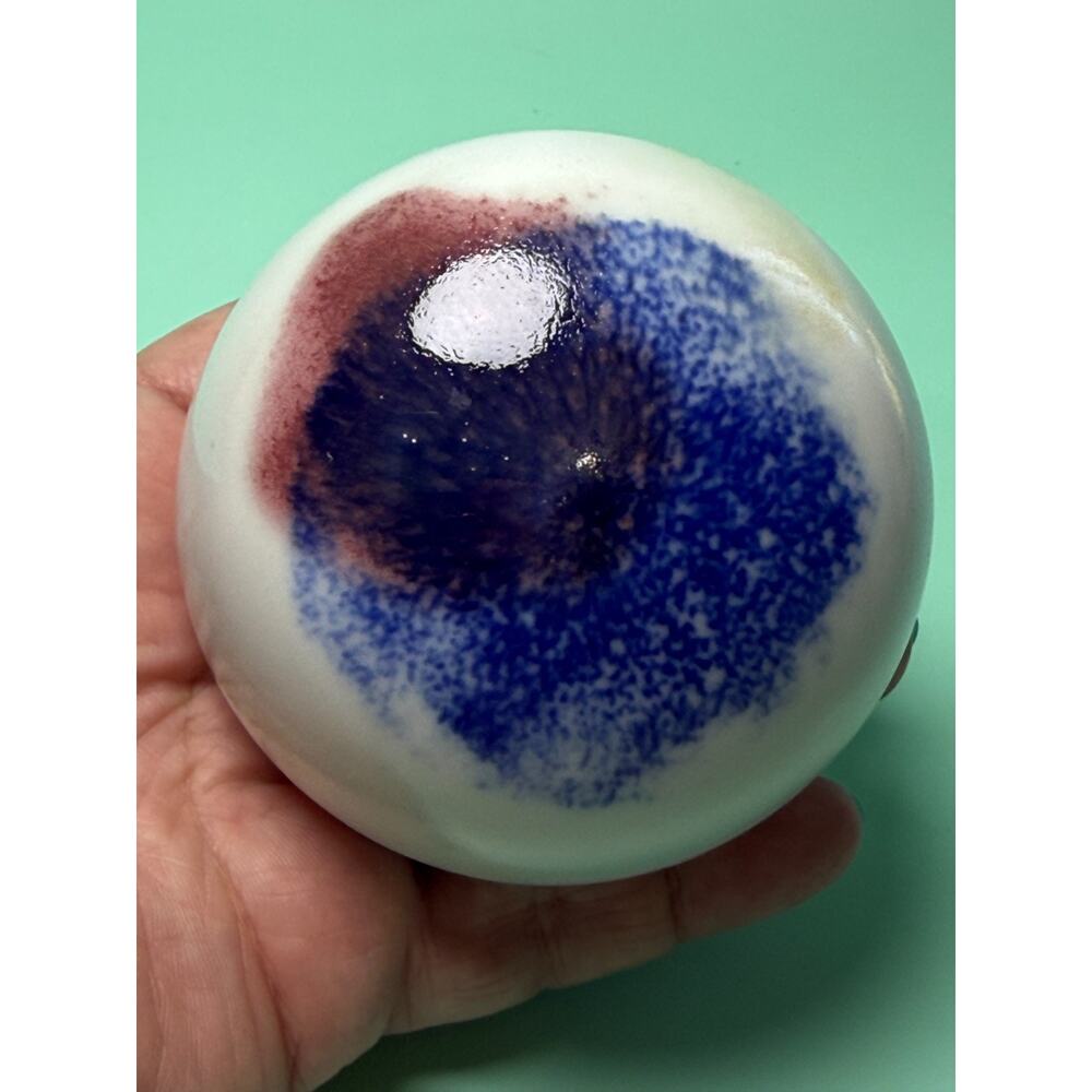 Finely Crafted Art Studio Pottery Ceramic Paperweight Signed RW Spotted Blue - Picture 2 of 6